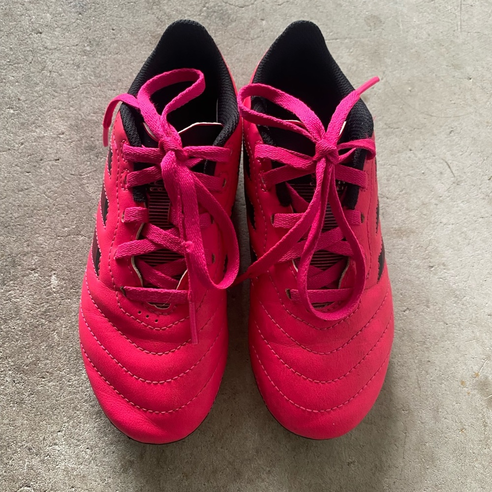 Kids adidas soccer cleats size 13k